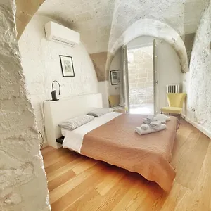 https://casa-stella.lecce-hotels.com